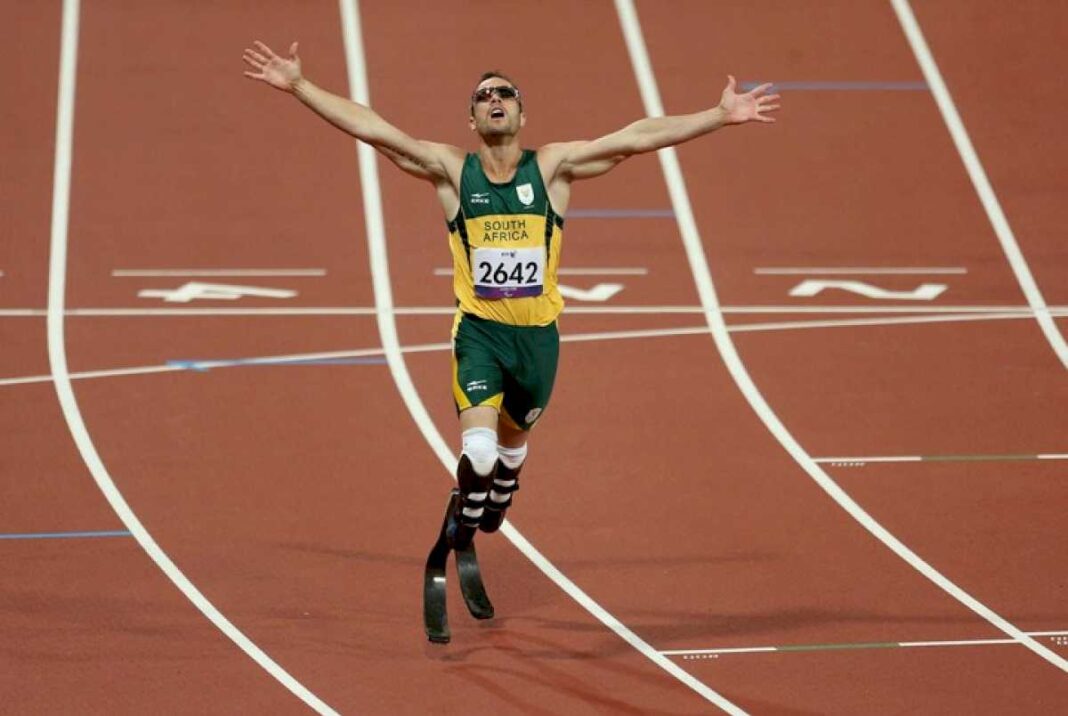 el-atleta-oscar-pistorius-obtuvo-la-libertad-condicional-diez-anos-despues-de-matar-a-su-novia