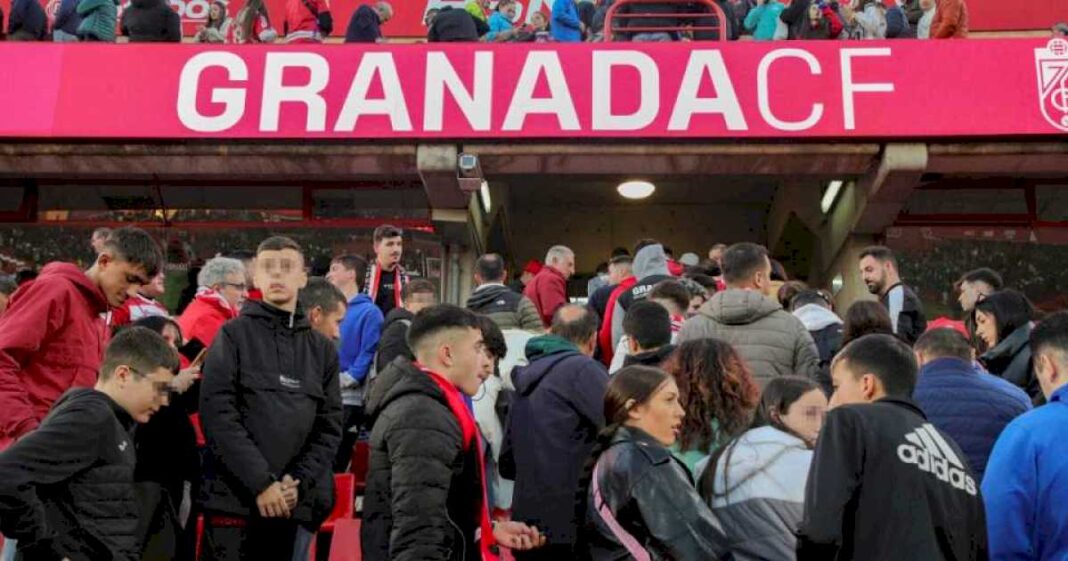 tragedia-en-espana:-un-hincha-murio-en-la-tribuna-y-se-suspendio-el-partido-entre-granada-athletic-bilbao