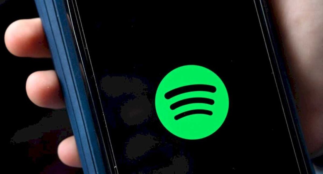 spotify-anuncia-a-sus-usuarios-que-abandona-uruguay-y-critica-a-lacalle-pou