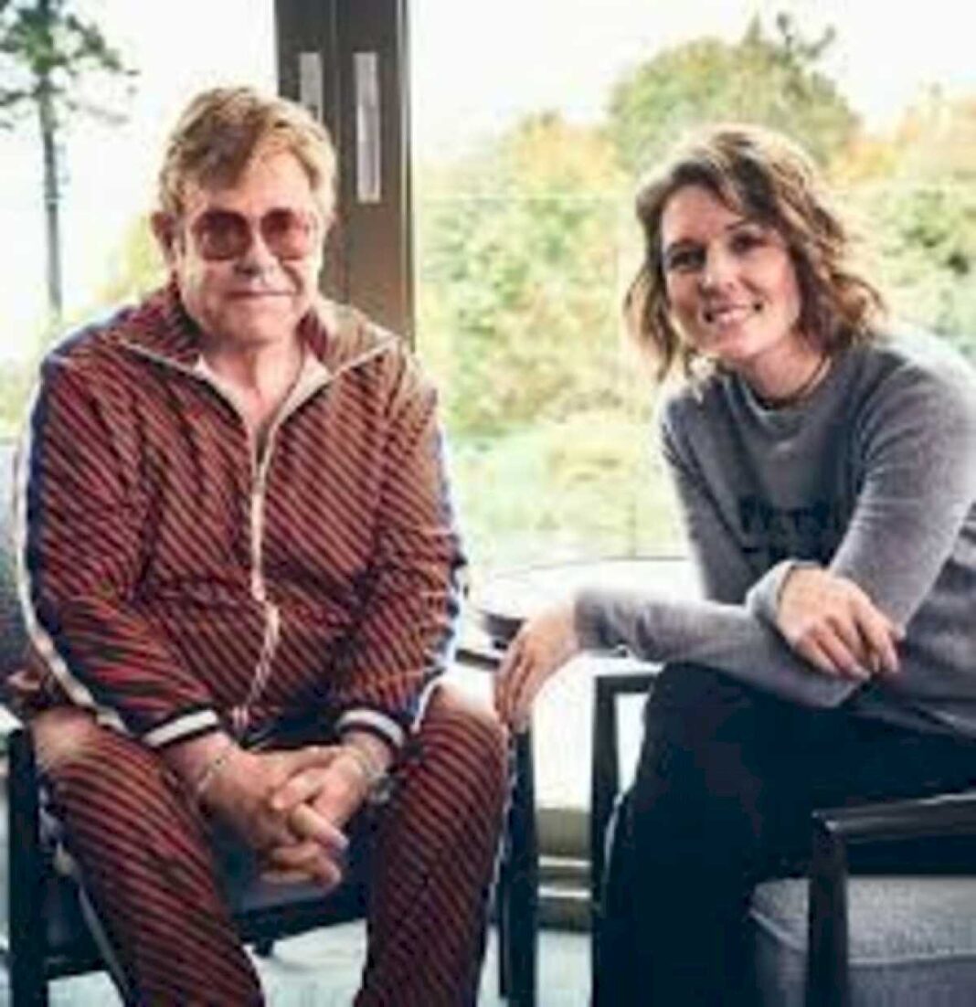 elton-john-no-puede-quedarse-quieto:-ahora-grabo-un-disco-con-brandi-carlile,-quien-es-ella?