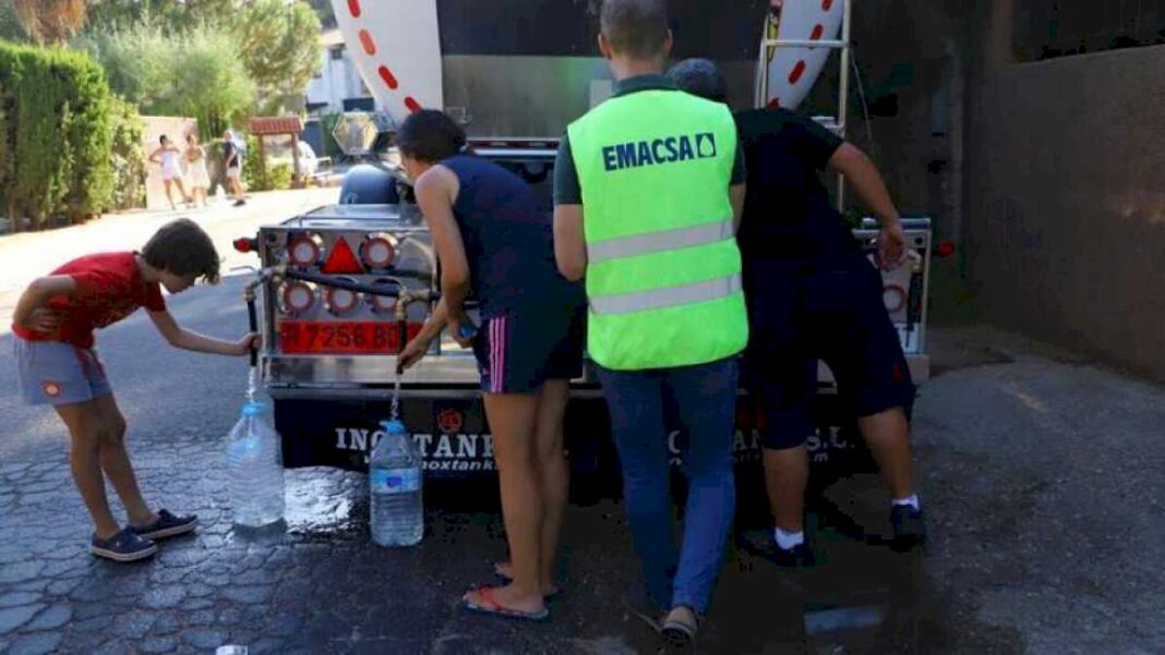 vecinos-de-las-jaras-llevan-al-juzgado-al-ayuntamiento-de-cordoba-para-exigirle-agua-y-alcantarillado