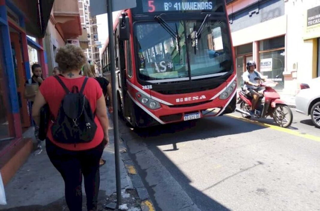 colectivos:-el-secretario-de-transporte-hablo-del-precio-del-boleto-y-los-subsidios