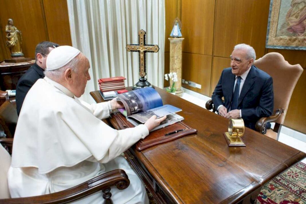 el-papa-volvio-a-juntarse-con-scorsese-en-el-vaticano:-segunda-vez-en-menos-de-un-ano