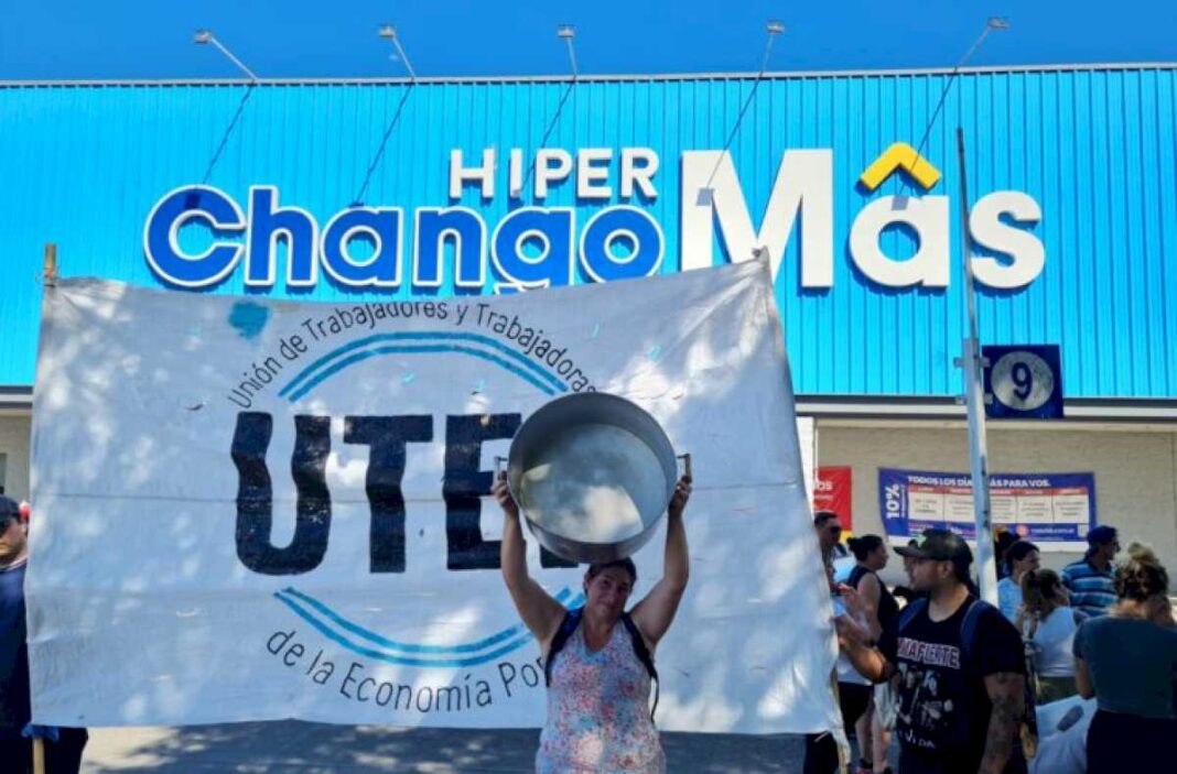 la-utep-fue-las-puertas-de-changomas-y-pidio-emergencia-alimentaria