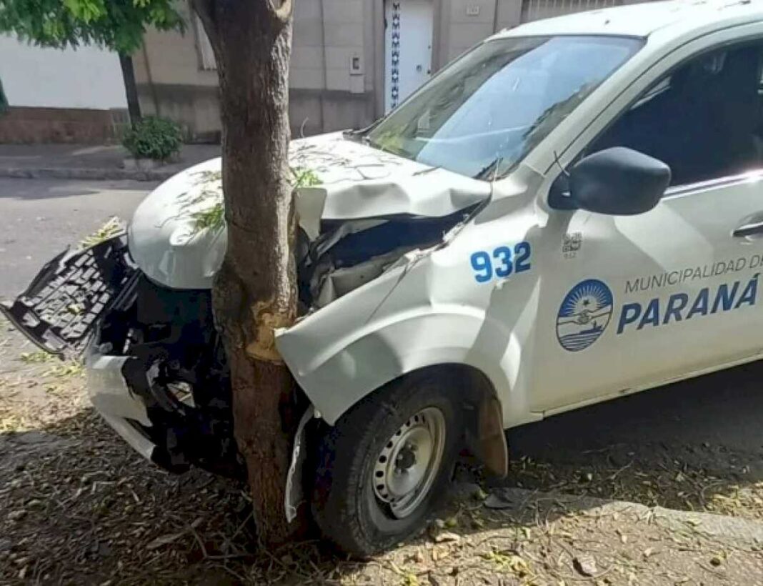 la-municipalidad-suspende-al-chofer-que-destrozo-un-vehiculo-y-le-hara-pagar-los-arreglos