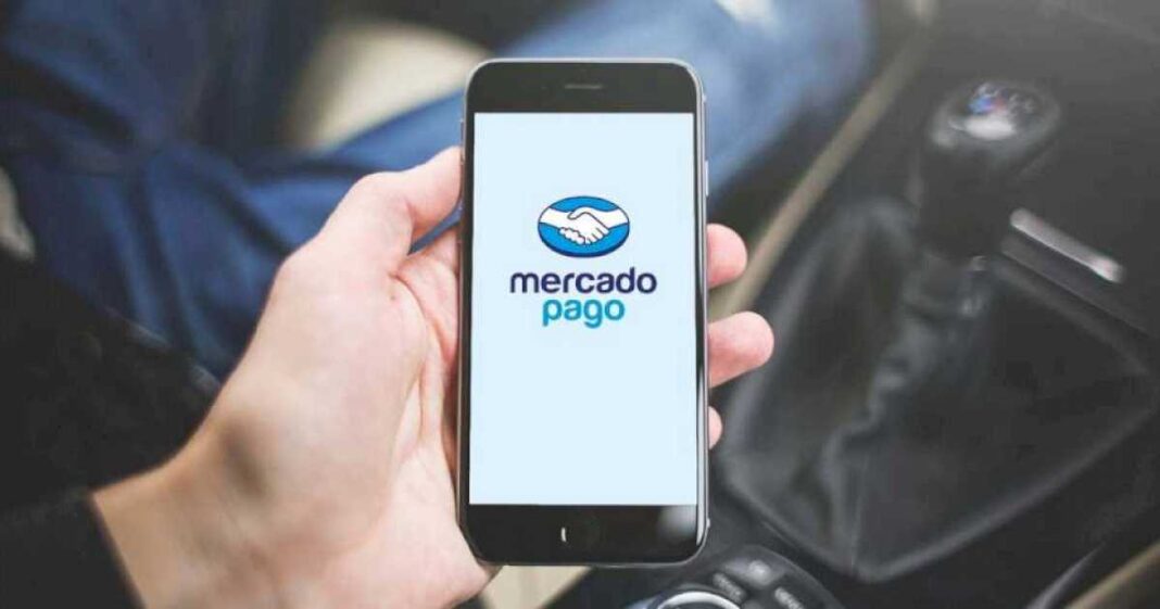 mercado-pago-ya-permite-comprar-dolar-mep:-como-se-hace-y-como-retirar-los-billetes-de-la-app