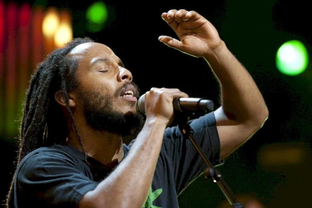 ziggy-marley-cuenta-los-secretos-del-exito-de-la-pelicula-de-su-padre,-bob-marley