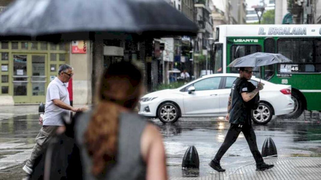 lunes-con-alerta-amarilla-por-tormentas-y-una-maxima-de-24-grados-en-el-amba