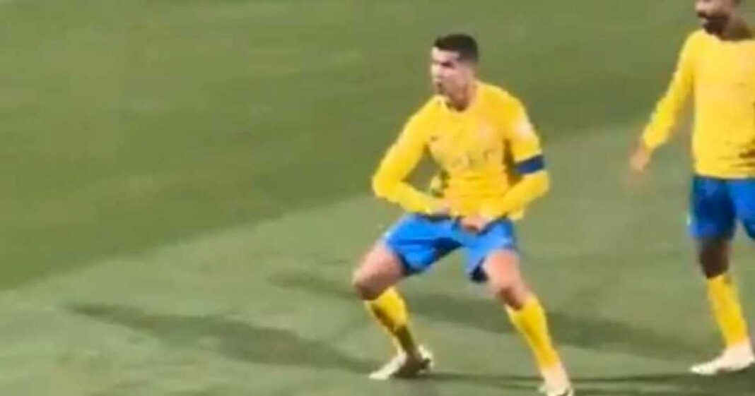 cual-fue-la-explicacion-de-cristiano-ronaldo-sobre-su-festejo-con-un-gesto-obsceno-tras-marcar-con-el-al-nassr