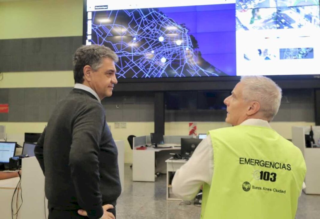 tormenta-en-buenos-aires,-en-vivo:-hasta-cuando-sigue-la-lluvia,-los-cortes-de-luz,-como-funciona-el-subte-y-el-estado-de-los-vuelos