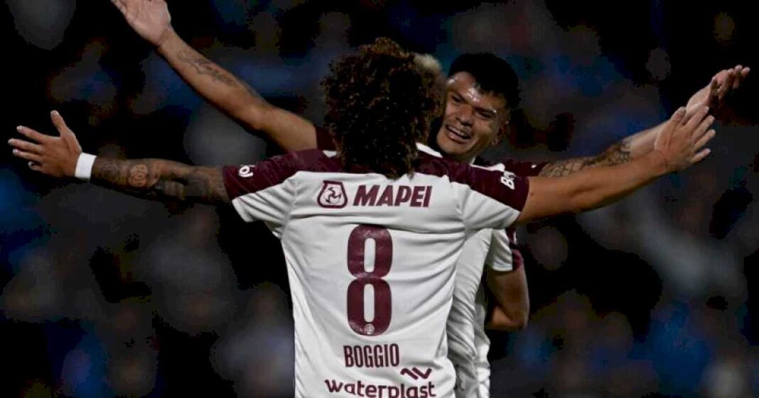 gustavo-bou-capitalizo-un-horror-de-belgrano-y-lanus-piso-fuerte-en-cordoba:-gano-1-0-y-complico-a-boca-en-la-copa-de-la-liga