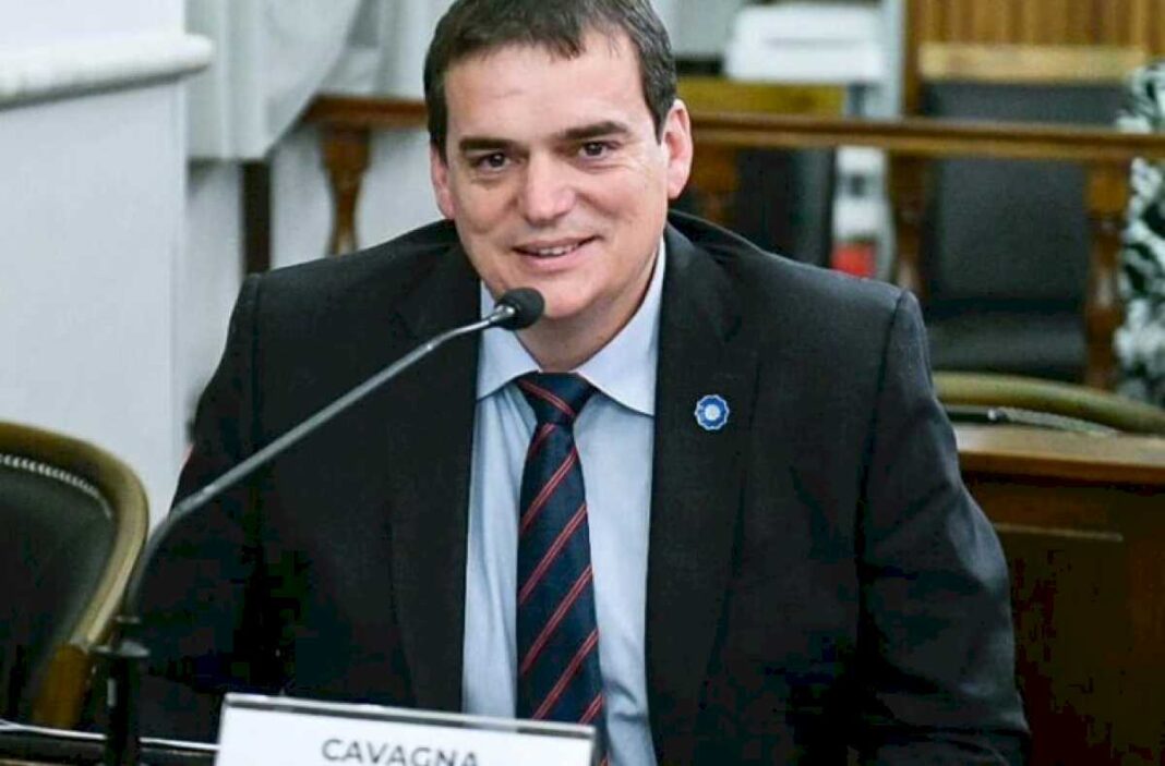 senado:-cavagna-destaco-la-media-sancion-del-fondo-para-caminos-rurales