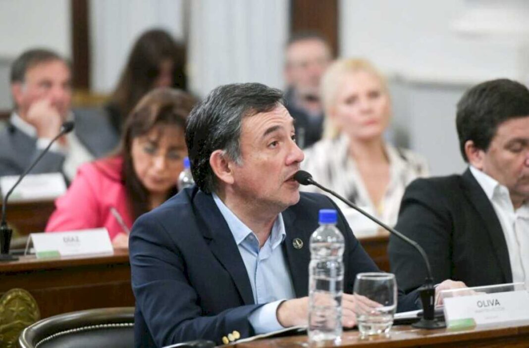 el-senador-oliva-destaco-la-media-sancion-a-proyecto-que-beneficia-a-universidades