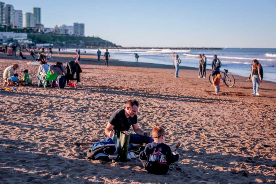 fin-de-semana-largo-y-dia-del-padre:-cayo-casi-65%-la-cantidad-de-personas-que-viajo-por-turismo