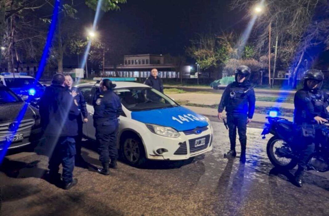 pintadas-de-docentes-de-uruguay:-reprochan-intervencion-de-la-policia