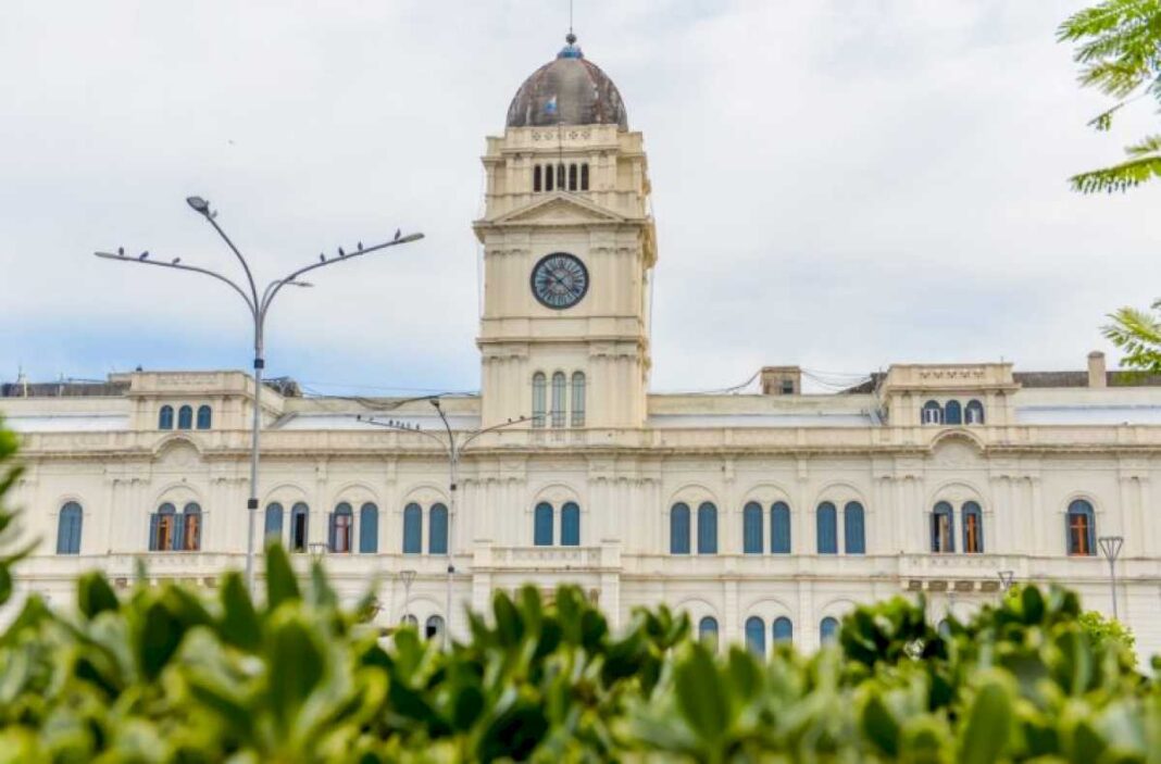 pospusieron-para-el-sabado-el-pago-del-aumento-a-docentes