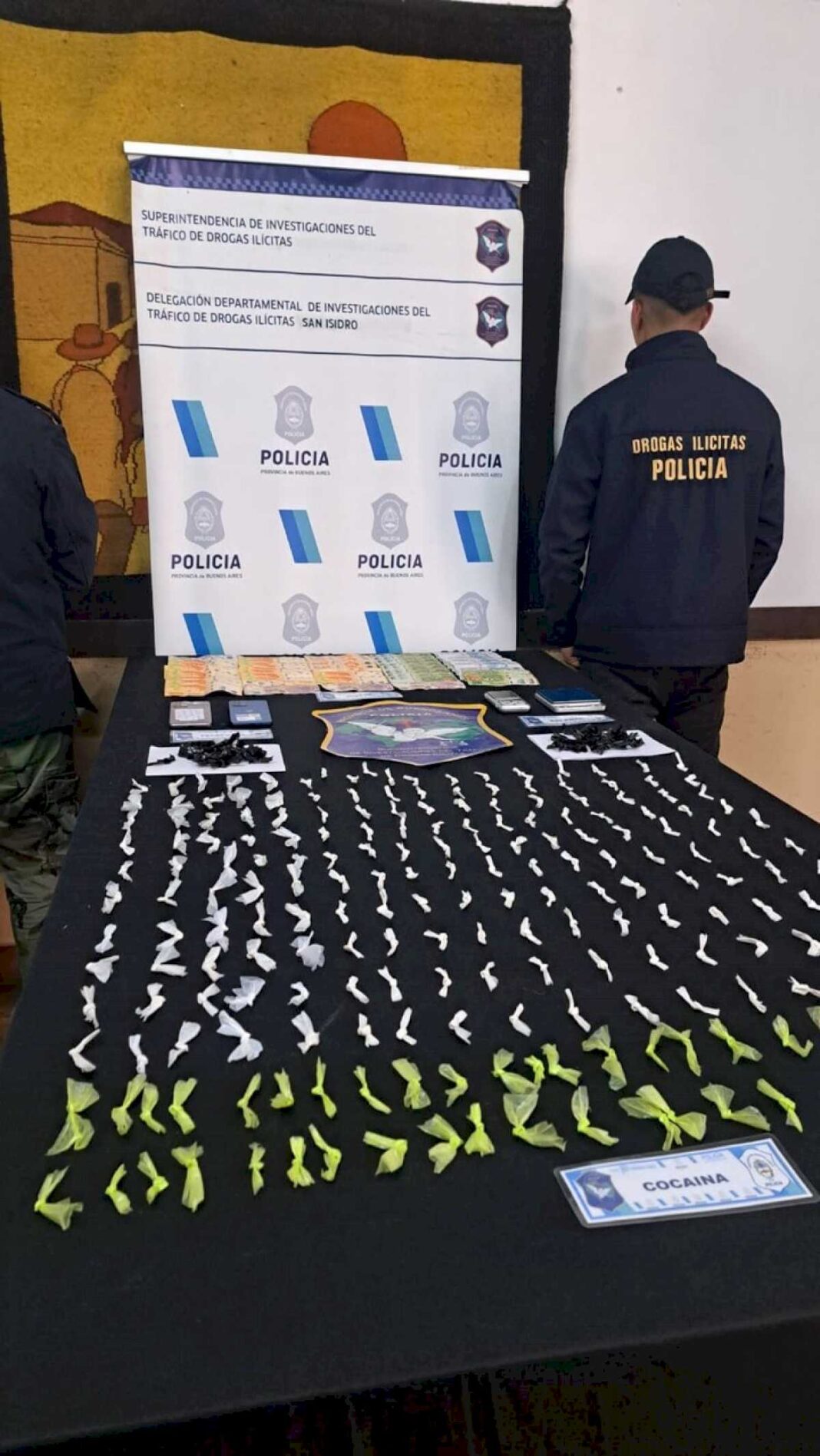 tras-dos-meses-de-investigacion,-desmantelaron-una-banda-de-soldaditos-que-vendia-cocaina-en-san-isidro