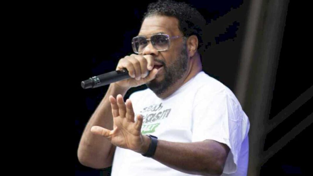 muere-el-rapero-fatman-scoop-tras-desmayarse-en-un-concierto