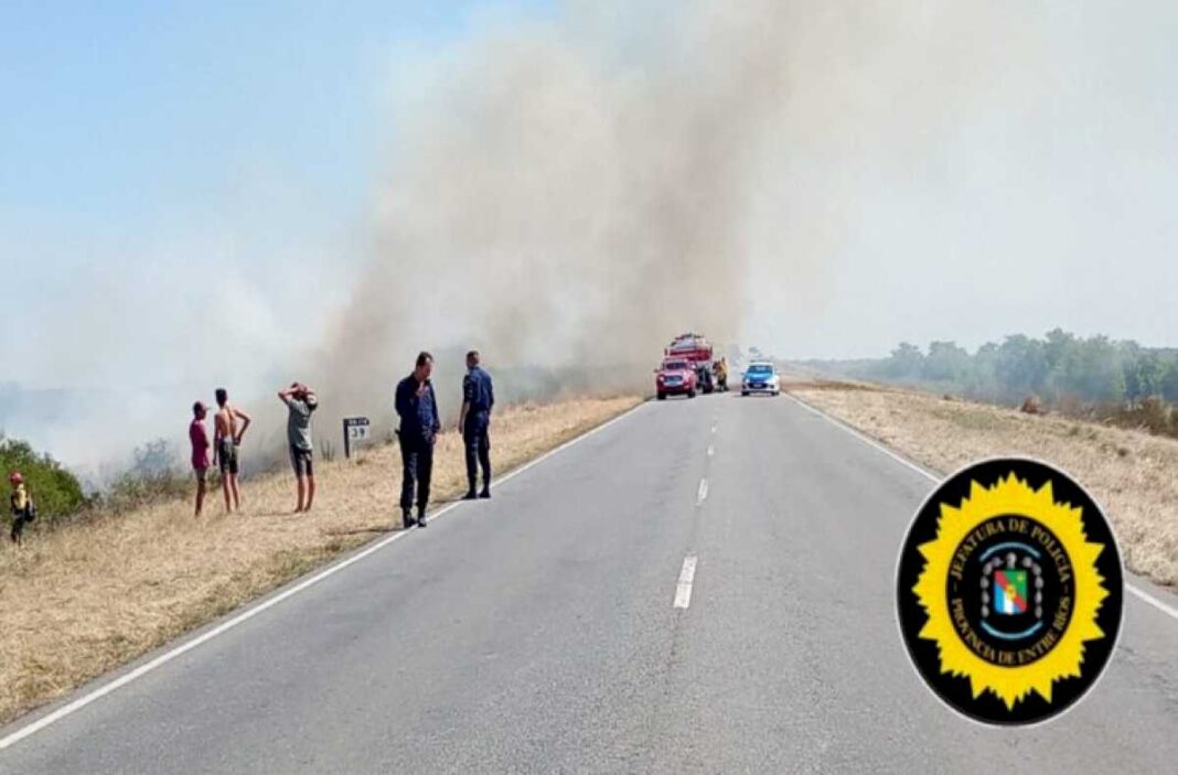 detienen-a-tres-hombres-por-iniciar-un-foco-de-incendio-en-la-zona-de-islas-en-el-departamento-victoria