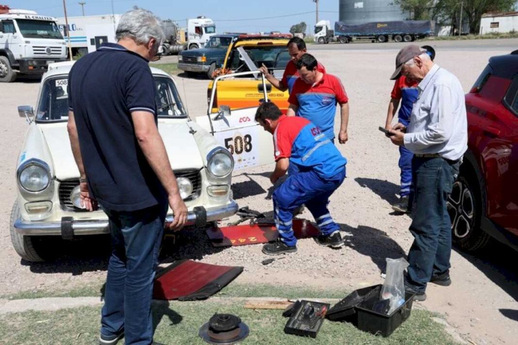 el-gran-premio-historico-del-aca-2024:-travesia,-regularidad,-orgullo-y-solidaridad-en-las-rutas-argentinas